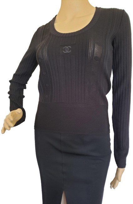 Chanel Interlocking Cc Logo Lightweight Black Sweater 