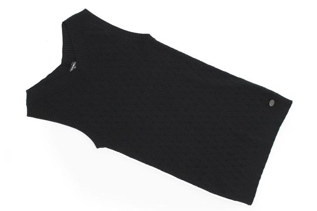 Chanel Stretchy Ribbed knit V neck Black Sweater 