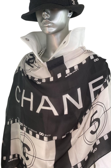 Chanel White Black 2 Piece Logos Trench Jacket  
