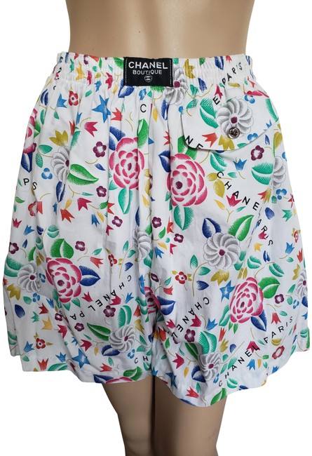 Chanel White Multicolor Interlocking Cc Floral Print Shorts  29 30 