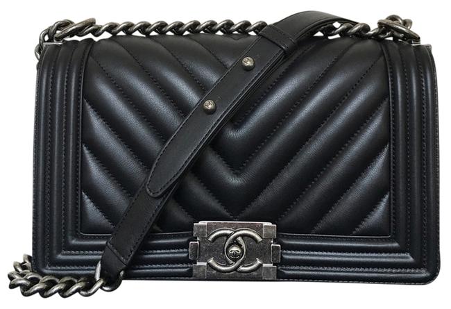 Chanel Boy Chevron Medium Black Leather Cross Body Bag 