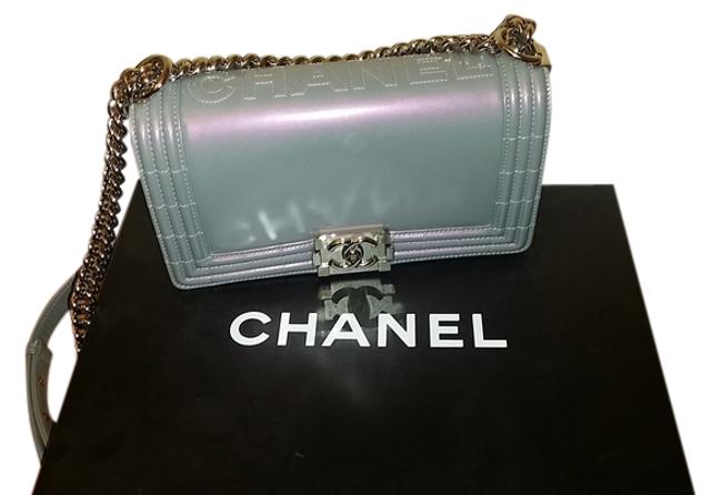 Chanel Classic Flap Boy Le Patent Silver Hardware Medium Lilac Cross Body Bag 