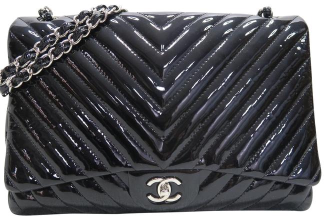 Chanel Classic Flap Classic Maxi Single Black Vernis Cross Body Bag 