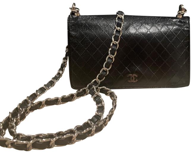 Chanel Diamond Stitched Wallet with Chain Black Leather Cross Body Bag 