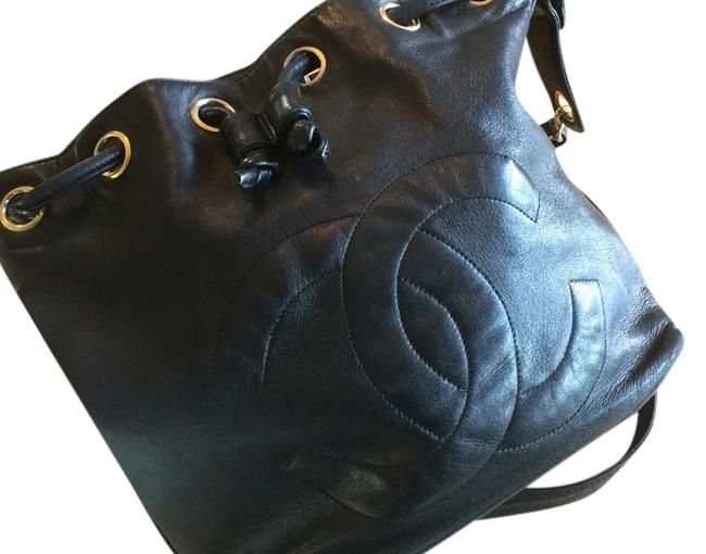 Chanel Shoulder Drawstring Noe Pettit Black Lambskin Cross Body Bag 