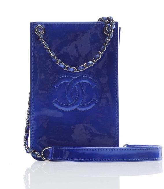 Chanel Cc Phone Pouch Blue Patent Leather Cross Body Bag 