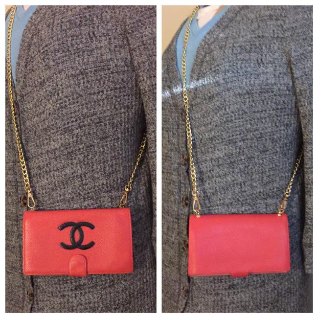 Chanel Vintage Logo Caviar Leathers Cross Body Bag 