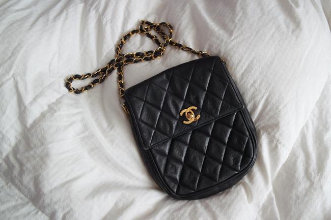 Chanel Vintage Quilted Ghw Black Leather Cross Body Bag 