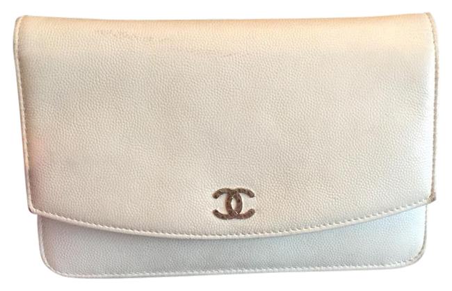 Chanel Woc 12 C A46316y06298 White Leather Cross Body Bag 