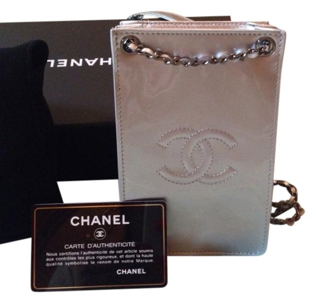 Chanel A92304y08721 Vea VerLight Cross Body Bag 