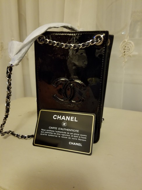 Chanel Cc Logo Chain Cell Phone Holder Black Patent Leather Cross Body Bag 