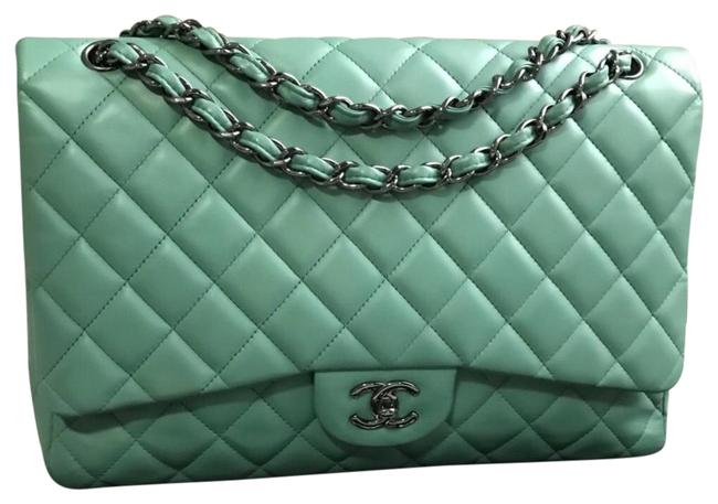Chanel Classic Maxi Single Flap Green Lambskin Leather Cross Body Bag 