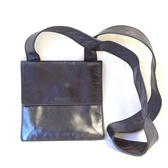 Chanel Messenger Flat #6450 Metallic Pewter Logo Leather Flap Cross Body Bag 