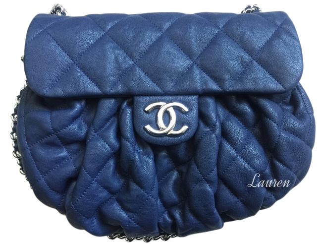Chanel Messenger Chain Around Navy Blue Washed Lamb Cross Body Bag 