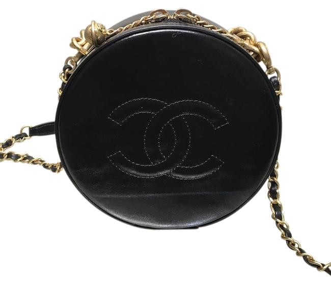 Chanel Sold Out Round As Earth Black Leather Cross Body Bag 