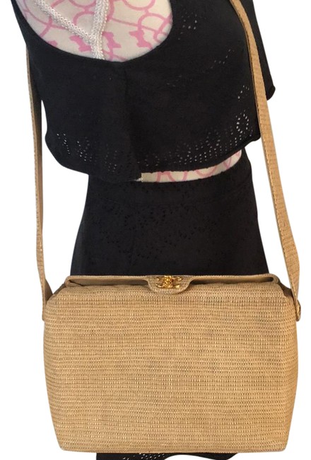 Chanel Vintage Beige Straw leather Cross Body Bag 