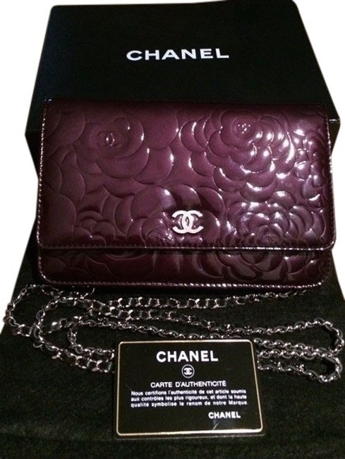 Chanel Camellia Woc Plum Black Patent Leather Cross Body Bag 