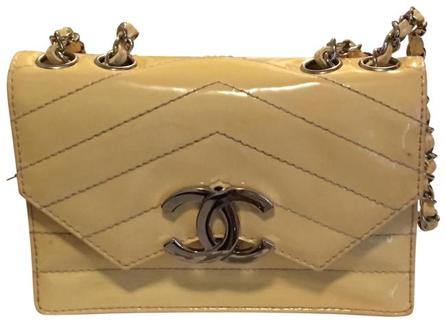 Chanel Yellow Patent Leather Cross Body Bag 