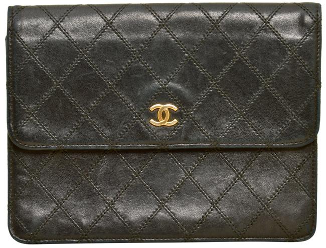 Chanel 675&quot Cc Logo Single Flap Wallet Style Black Quilted Lambskin Leather Clutch 