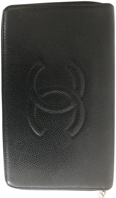 Chanel Caviar Skin Bi fold Zip around Wallet Black Leather Clutch 