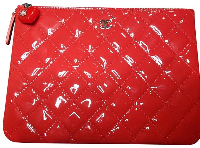 Chanel Valentine Hearts O Case Quilted Red Patent Leather Clutch 