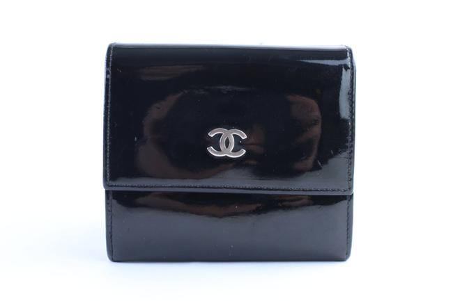 Chanel Compact Trifold Wallet 9cr0307 Black Patent Leather Clutch 