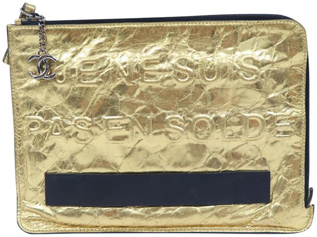 Chanel Distressed Je Ne Suis Pas En Solde Metallic Gold tone Leather Clutch 