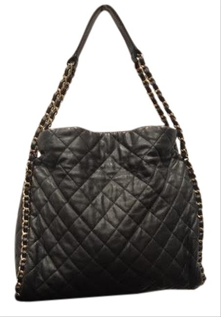 Chanel Flapbag Black Patent Leather Hobo Bag 