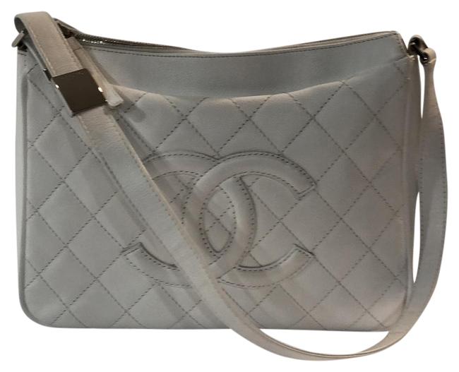 Chanel Caviar White Leather Hobo Bag 