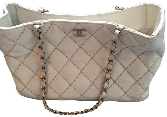 Chanel Classic Handbag Hobo Classic Handbag Hobo Cream Beige Satchel 