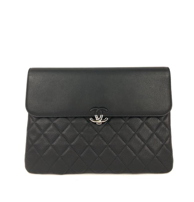 Chanel Like New Black Calfskin Leather Clutch 