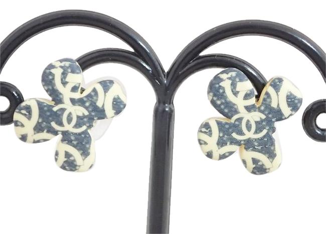 Chanel Logo Pierce Earrings Clutch 