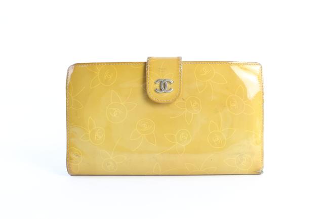Chanel Long Flap Wallet 229902 Yellow Patent Leather Clutch 