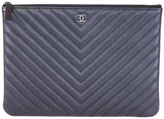 Chanel Medium O Case Black Iridescent Caviar Clutch 