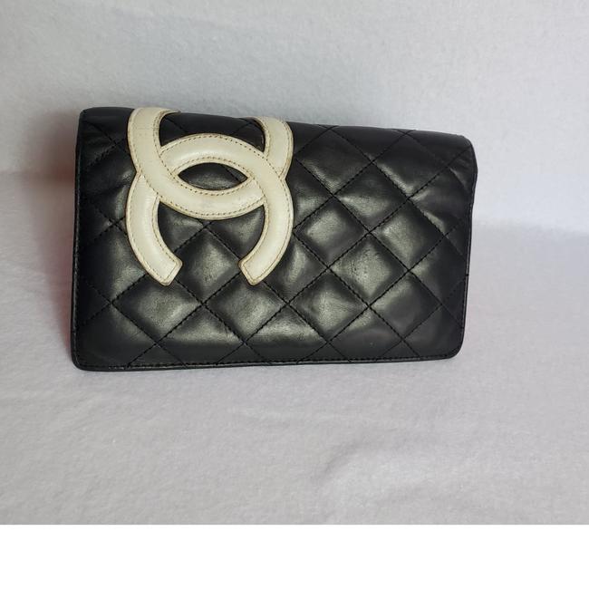 Chanel Preowned Bifold Wallet Black Pink Satchel 