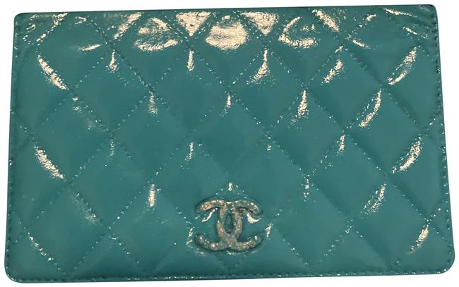 Chanel Quilted Bifold Wallet Green Patent Leather Clutch 