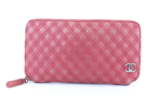 Chanel Quilted Zip Around Wallet 224426 Pink Leather Clutch 