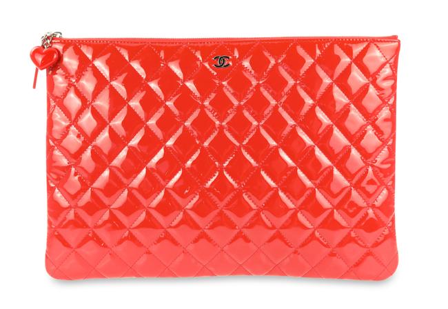 Chanel Valentines O case Red Patent Leather Clutch 
