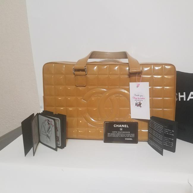 Chanel Women's Hand Yellow Vinyl Satchel 