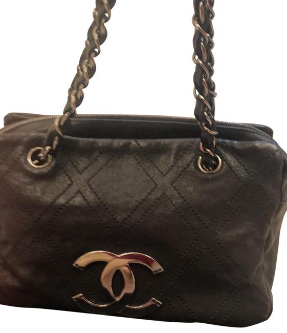 Chanel Diamond Stitch Shoulder Bag 