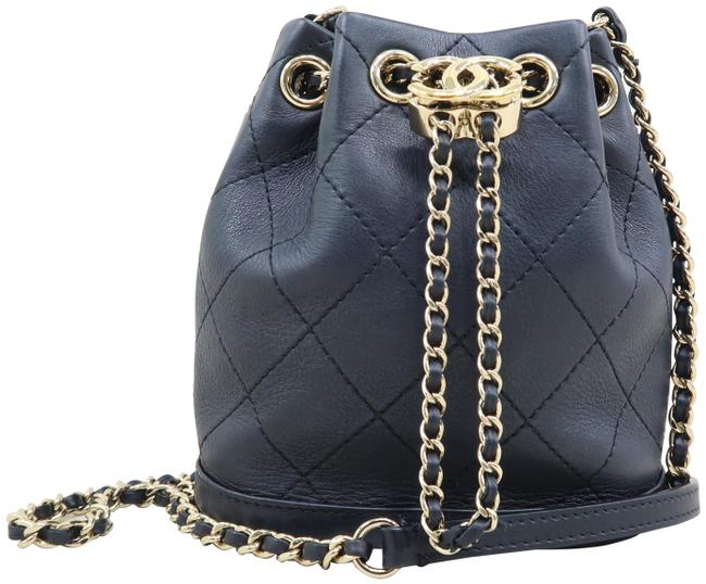 Chanel Bucket 2019 Paris new York Mini Black Lambskin Leather Shoulder Bag 