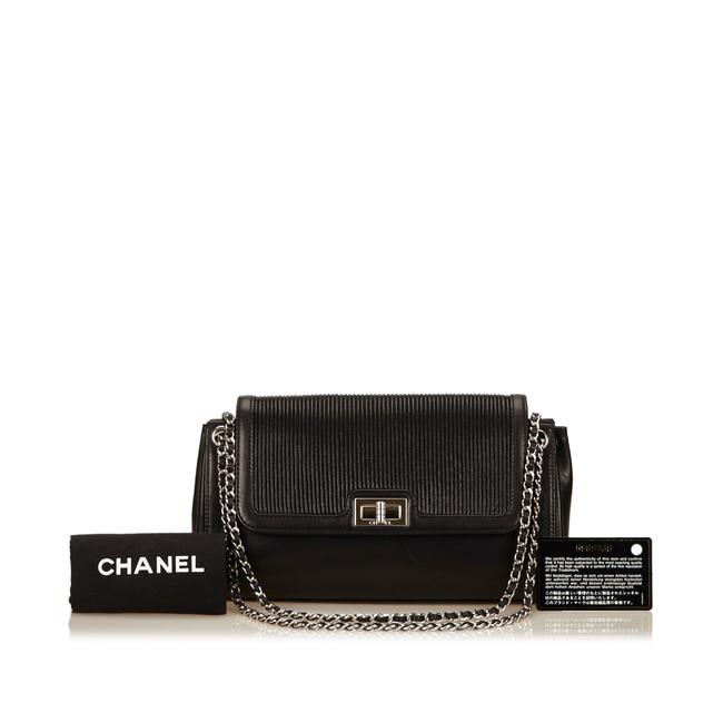 Chanel Classic Flap 255 Reissue Black Lambskin Leather Shoulder Bag 