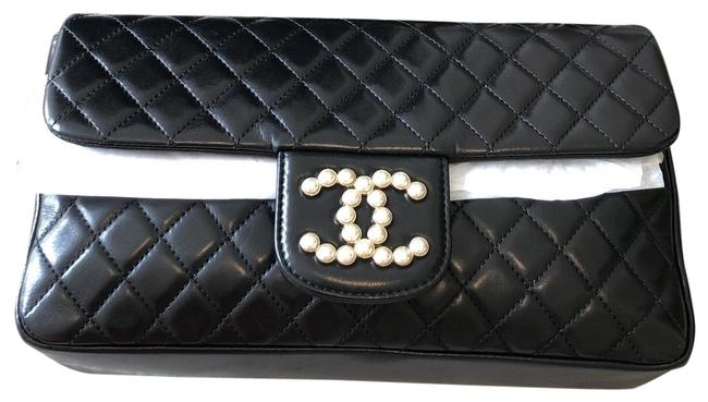 Chanel Classic Flap Medium Skin Black Lambskin Leather Shoulder Bag 