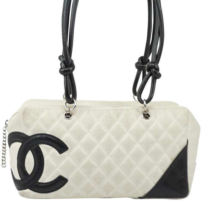 Chanel Hand Leather #1232c33 White Shoulder Bag 