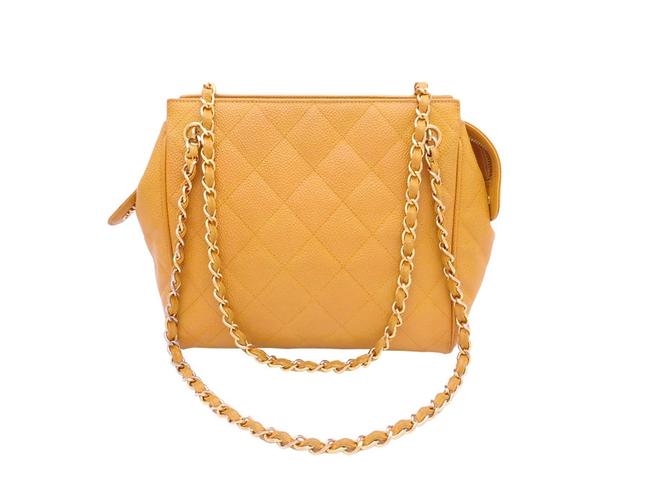 Chanel Matrasse Caviar Skin Tote Ladies E40946 Yellow Leather Shoulder Bag 