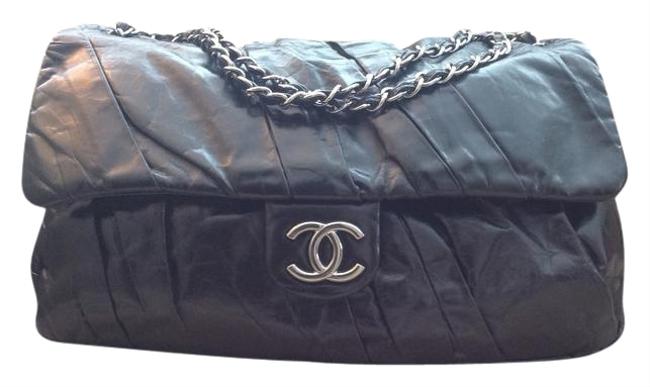 Chanel Twisted Glazed Jumbo Black Leather Shoulder Bag 