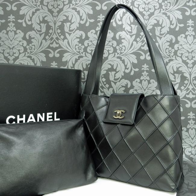 Chanel Vintage Diamond Stitch Black Lambskin Leather Shoulder Bag 
