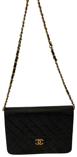 Chanel Vintage Matelasse Black Leather Shoulder Bag 