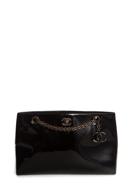 Chanel Vintage Patent Leather Black Shoulder Bag 