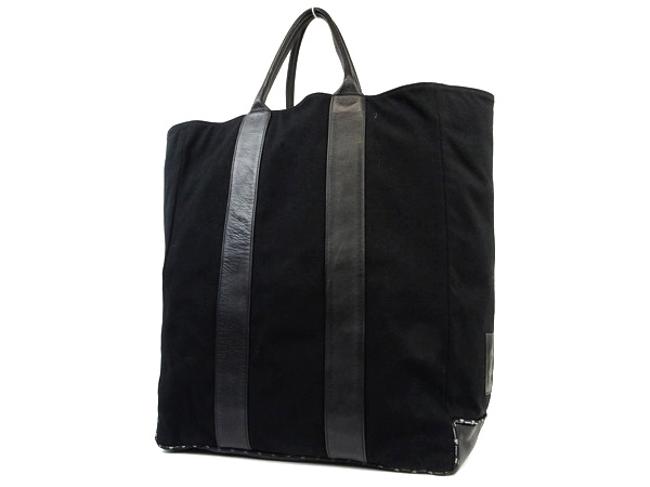 Chanel Cabas XL Vertical 220752 Black Leather Tote